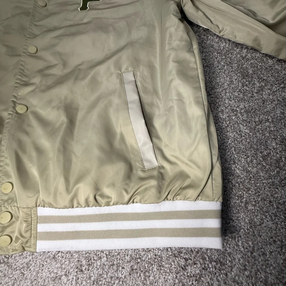 NWT Men’s Primitive Skateboarding Beige Satin Bomber Jacket Size Large L